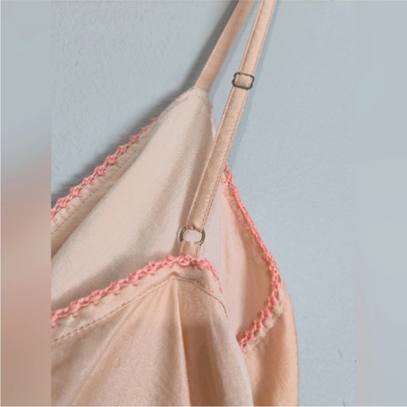 Chasing Unicorns Peach Floral Camisole - Picture 10 of 15